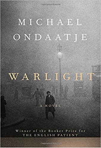 Copertina di Warlight: A novel
