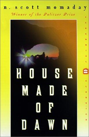 Copertina di House Made of Dawn (Perennial Classics (Tandem Library))