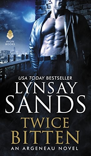 Copertina di Twice Bitten: An Argeneau Novel (Argeneau Vampire Book 27)