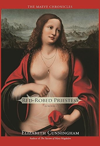 Copertina di Red-Robed Priestess: A Novel (The Maeve Chronicles)